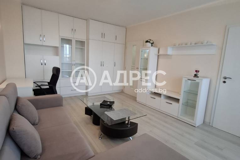 Двустаен апартамент, София, Хиподрума, 690848, Снимка 1