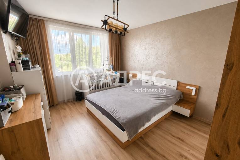Двустаен апартамент, Перник, Изток, 696848, Снимка 8