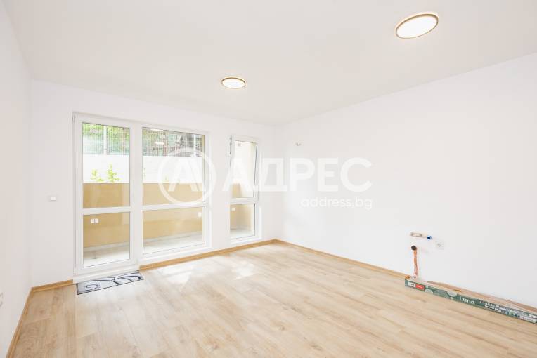 Двустаен апартамент, Варна, м-ст Пчелина, 701848, Снимка 1