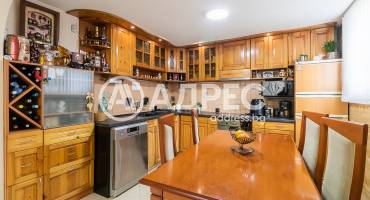 Многостаен апартамент, Варна, Христо Ботев, 661849, Снимка 1