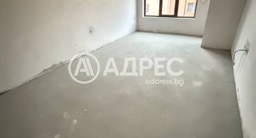 Тристаен апартамент, Велико Търново, Бузлуджа, 679849, Снимка 1