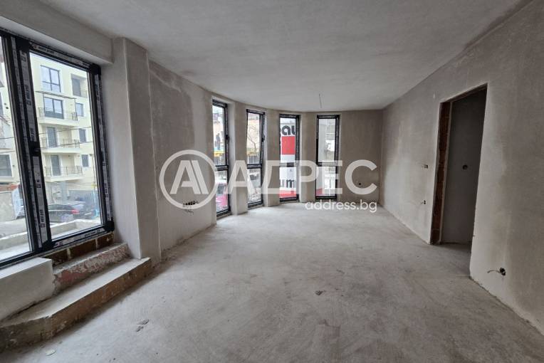 Тристаен апартамент, Пловдив, Кършияка, 680849, Снимка 1