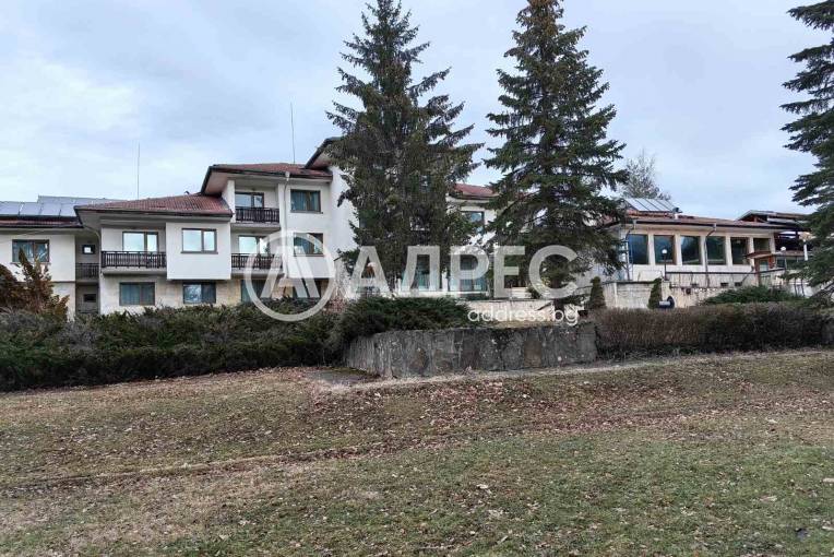 Хотел/Мотел, Априлци, Острец, 642850, Снимка 1