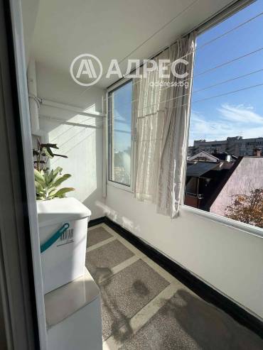 Тристаен апартамент, Пловдив, Стария град, 673850, Снимка 1