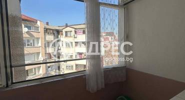 Тристаен апартамент, Пловдив, Стария град, 673850, Снимка 5