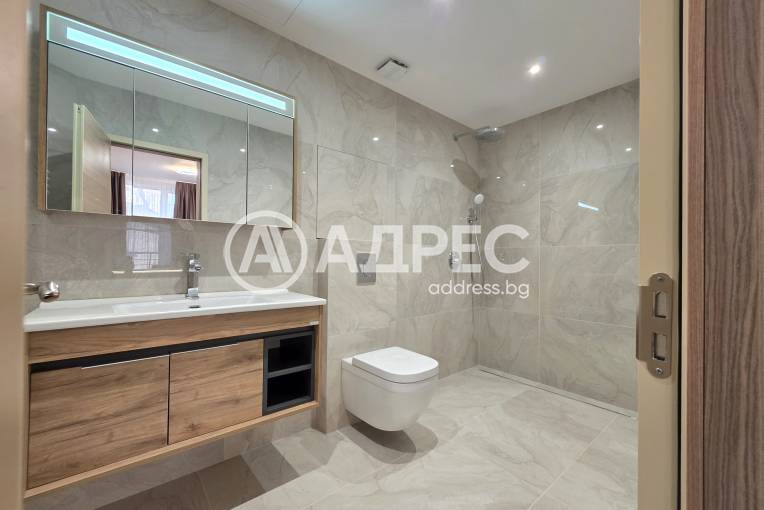 Тристаен апартамент, София, Иван Вазов, 679852, Снимка 13