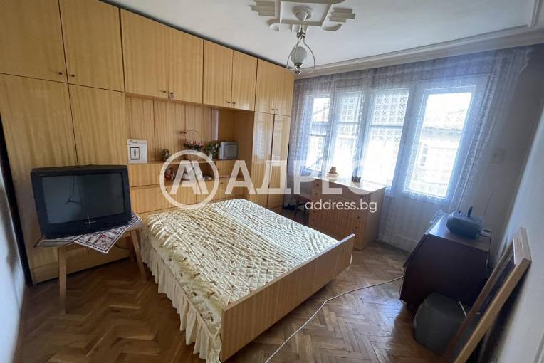 Многостаен апартамент, Шумен, Пожарна, 676854, Снимка 6