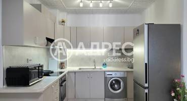 Двустаен апартамент, София, Полигона, 700855, Снимка 6