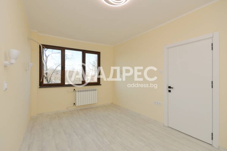 Тристаен апартамент, Бургас, Зорница, 679856, Снимка 2