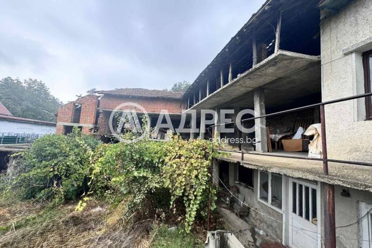 Къща/Вила, Мечка, 670857, Снимка 2