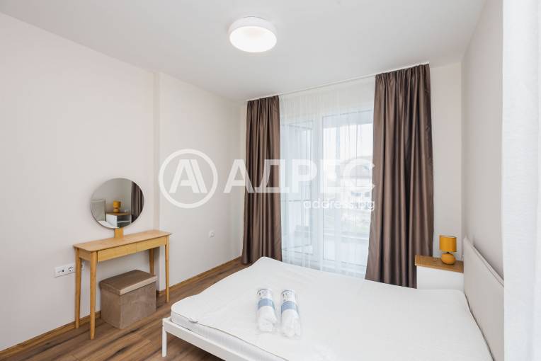 Тристаен апартамент, Варна, к.к. Св.Св. Константин и Елена, 685857, Снимка 11