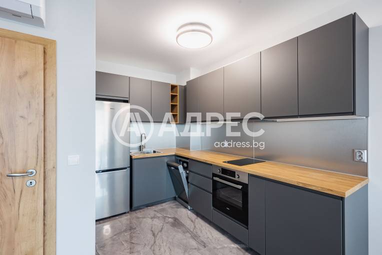 Тристаен апартамент, Варна, к.к. Св.Св. Константин и Елена, 685857, Снимка 8