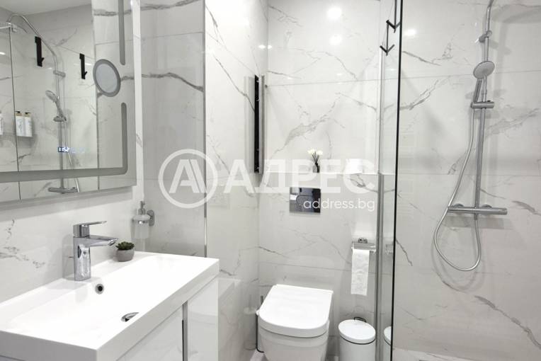 Двустаен апартамент, Русе, Ялта, 680858, Снимка 11