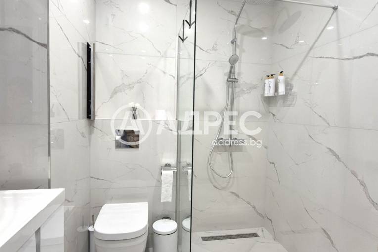 Двустаен апартамент, Русе, Ялта, 680858, Снимка 12