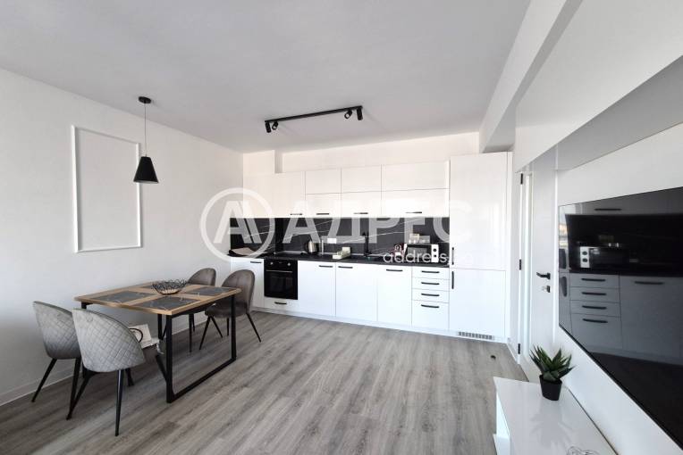 Двустаен апартамент, Русе, Ялта, 680858, Снимка 5