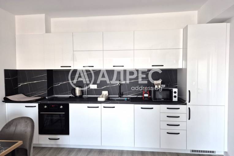 Двустаен апартамент, Русе, Ялта, 680858, Снимка 6