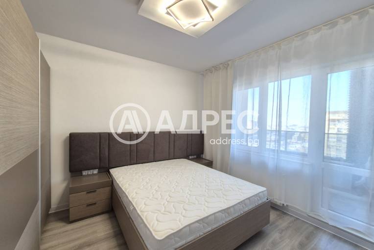 Двустаен апартамент, Русе, Ялта, 680858, Снимка 7