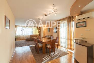 Тристаен апартамент, Варна, Чайка, 701858, Снимка 1