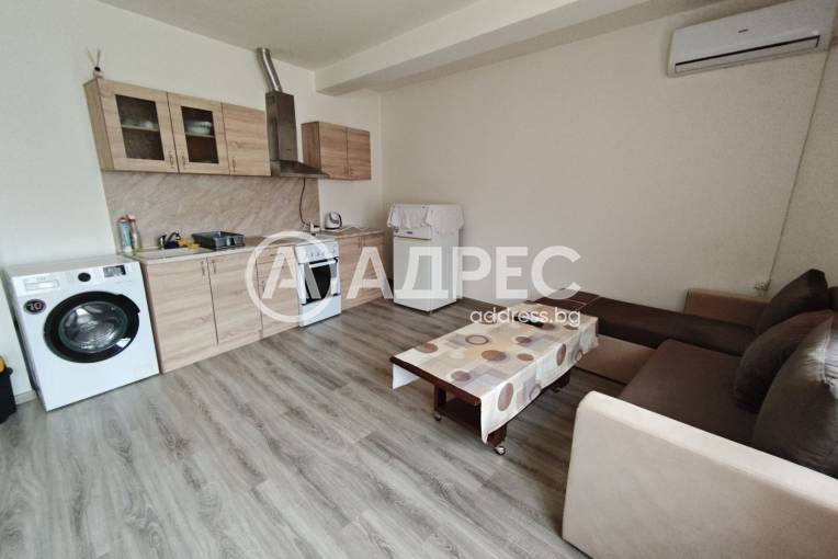 Двустаен апартамент, Шумен, Томбул джамия, 681860, Снимка 2