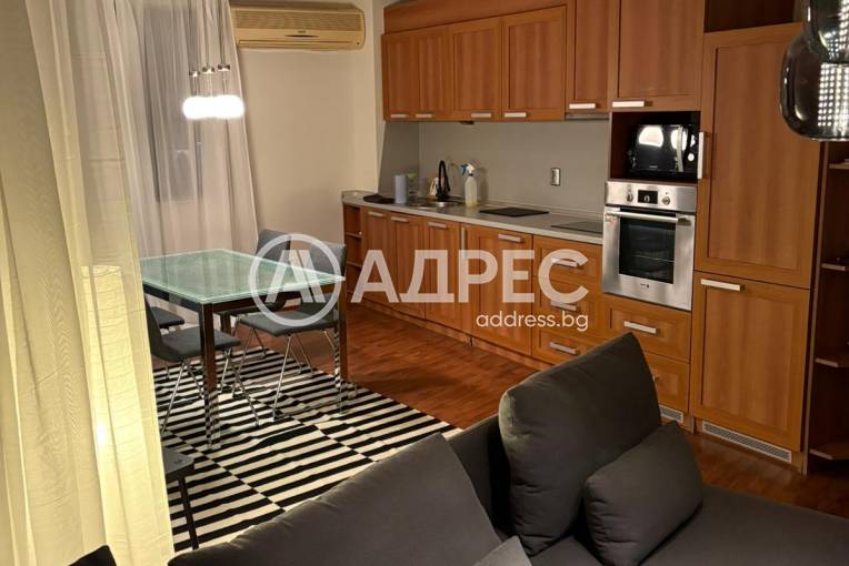 Многостаен апартамент, София, Бели брези, 677861, Снимка 1