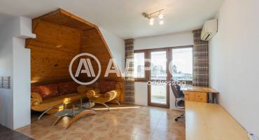 Тристаен апартамент, Варна, Бриз, 682862, Снимка 1