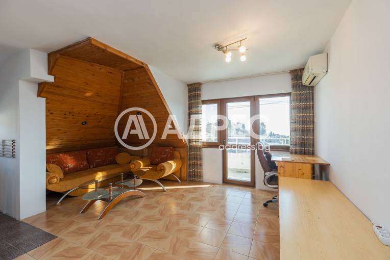 Тристаен апартамент, Варна, Бриз, 682862, Снимка 1