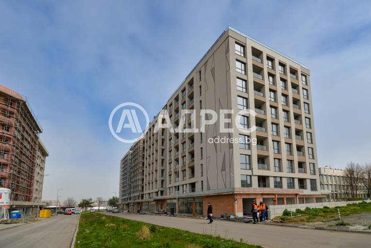 Многостаен апартамент, Бургас, Мадика, 688862, Снимка 1