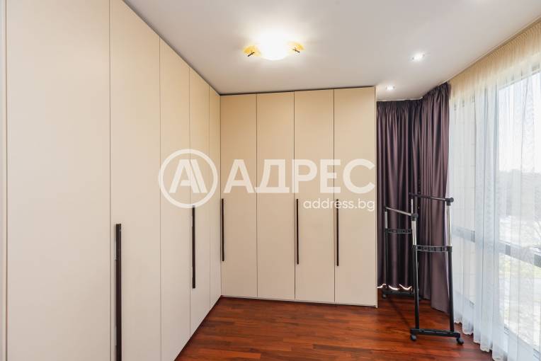 Многостаен апартамент, Варна, Морска градина, 682863, Снимка 30