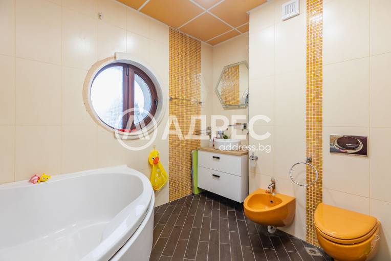 Многостаен апартамент, Варна, Морска градина, 682863, Снимка 31