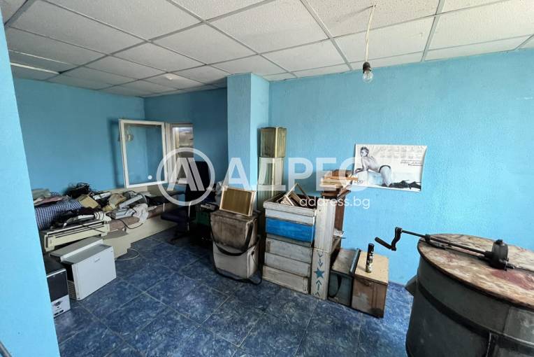 Къща/Вила, Горан, 665864, Снимка 2