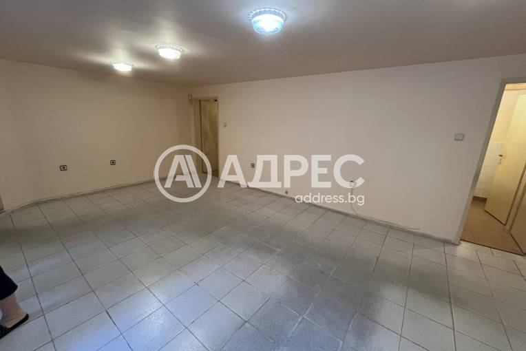 Офис, Варна, Окръжна болница, 690864, Снимка 3