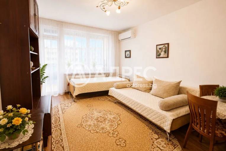 Двустаен апартамент, Велико Търново, Колю Фичето, 702864, Снимка 1
