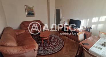 Тристаен апартамент, Варна, Погребите, 568865, Снимка 2