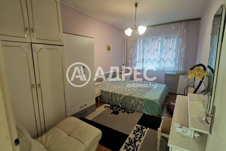 Тристаен апартамент, Варна, Погребите, 568865, Снимка 7