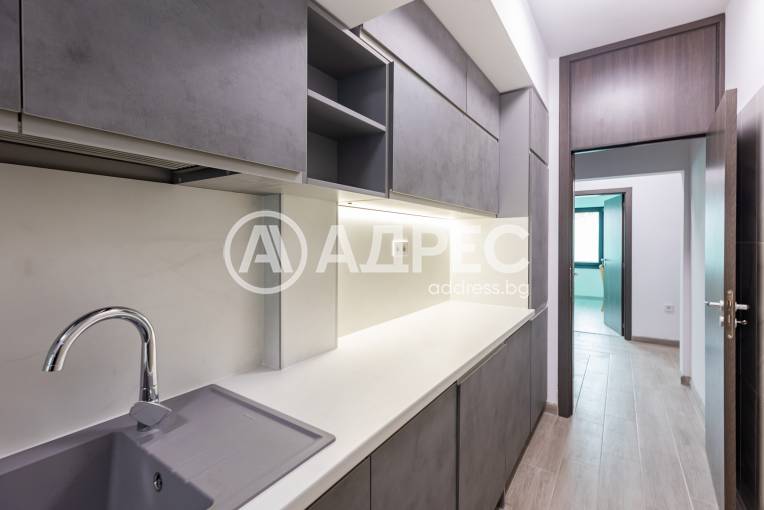 Тристаен апартамент, Варна, Спортна зала, 670865, Снимка 14