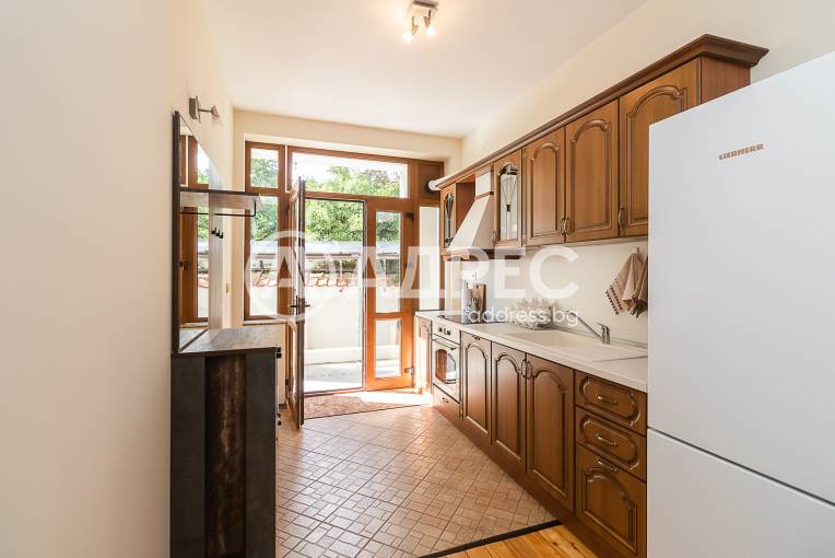 Етаж от къща, Варна, Гръцка махала, 687865, Снимка 2