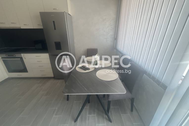 Тристаен апартамент, Варна, Колхозен пазар, 700865, Снимка 4