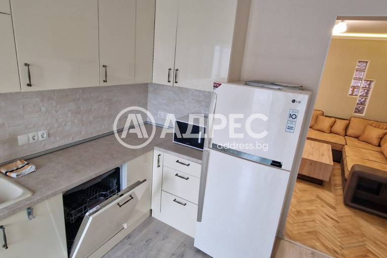 Тристаен апартамент, Варна, Център, 670866, Снимка 4