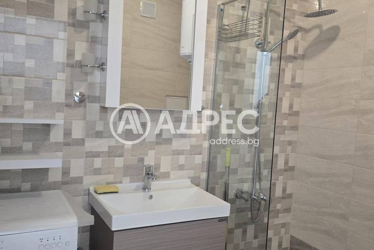 Двустаен апартамент, София, Люлин 3, 685866, Снимка 1