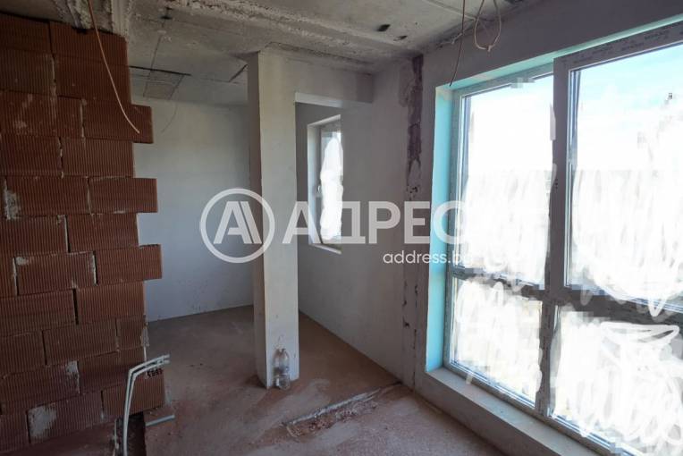 Тристаен апартамент, Велико Търново, Акация, 696866, Снимка 2