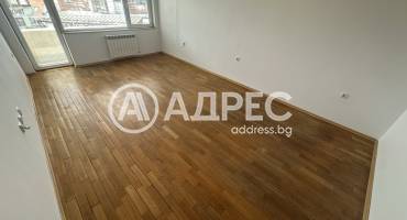 Тристаен апартамент, София, Лозенец, 702866, Снимка 1