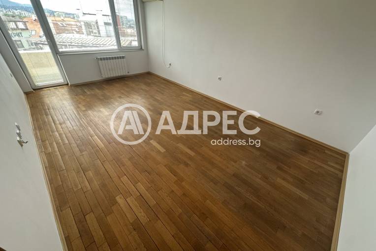 Тристаен апартамент, София, Лозенец, 702866, Снимка 1