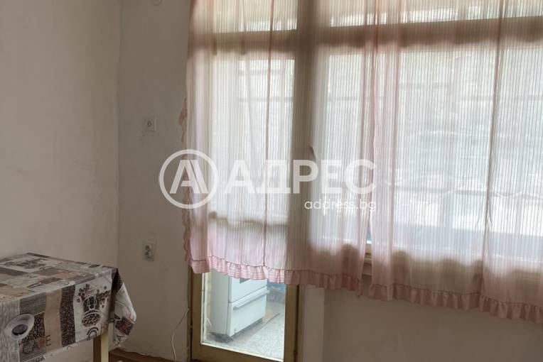 Двустаен апартамент, Ямбол, Георги Бенковски, 697867, Снимка 1