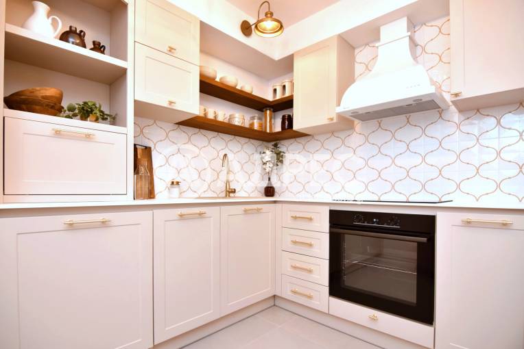 Двустаен апартамент, Варна, Електрон, 695868, Снимка 2