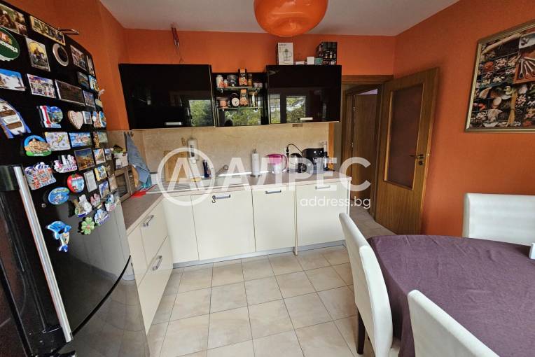 Тристаен апартамент, Варна, Цветен квартал, 671869, Снимка 5