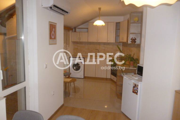 Двустаен апартамент, Добрич, Център, 679869, Снимка 3