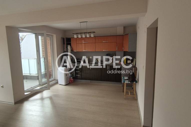 Многостаен апартамент, Пловдив, Център, 689869, Снимка 2