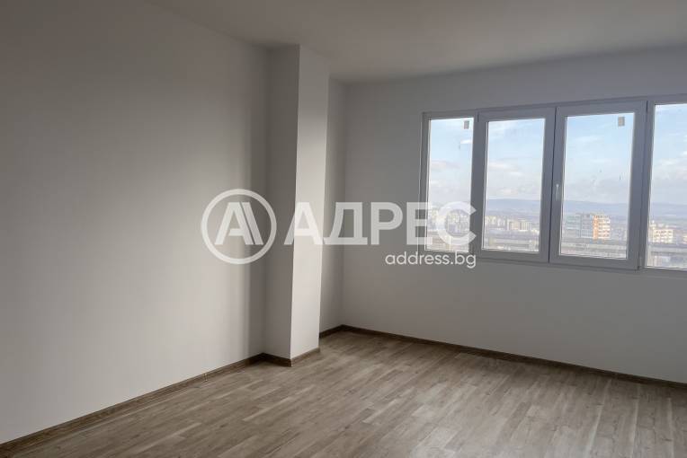 Двустаен апартамент, Шумен, Център, 679870, Снимка 2