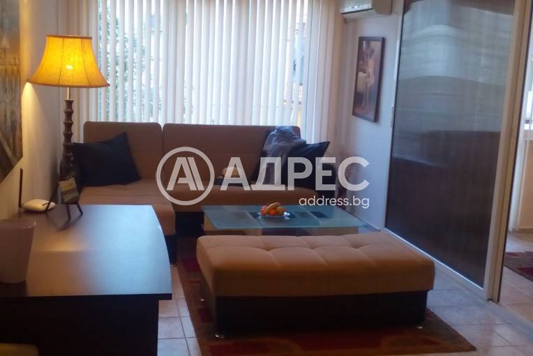 Тристаен апартамент, Варна, Операта, 687871, Снимка 1