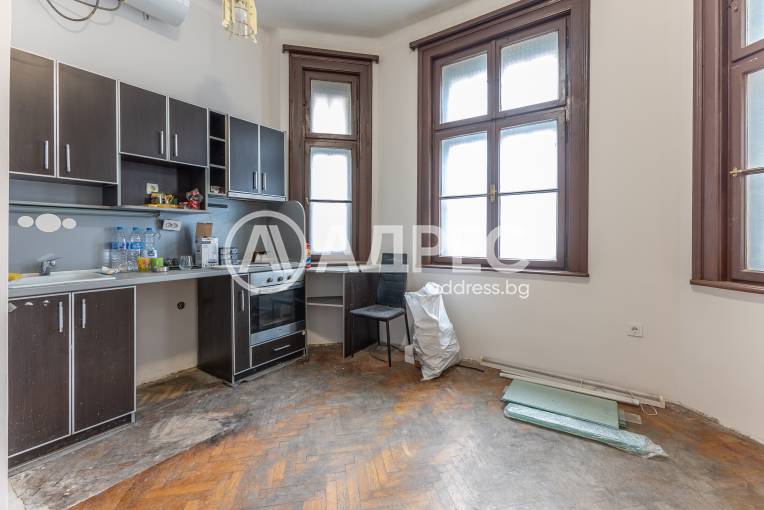 Двустаен апартамент, Варна, Център, 683877, Снимка 1